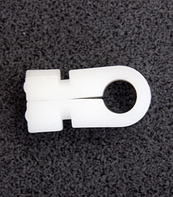 Úchyt na upevnění sítě branky