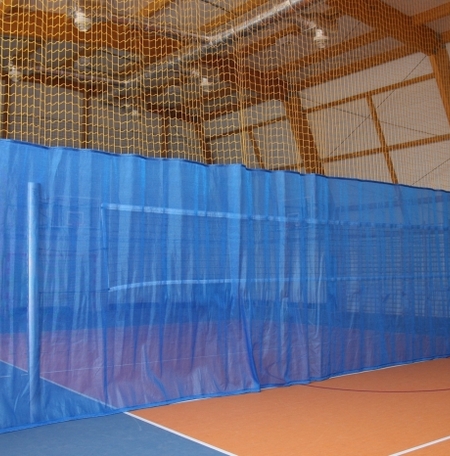 Dělící závěs poloprůhledný